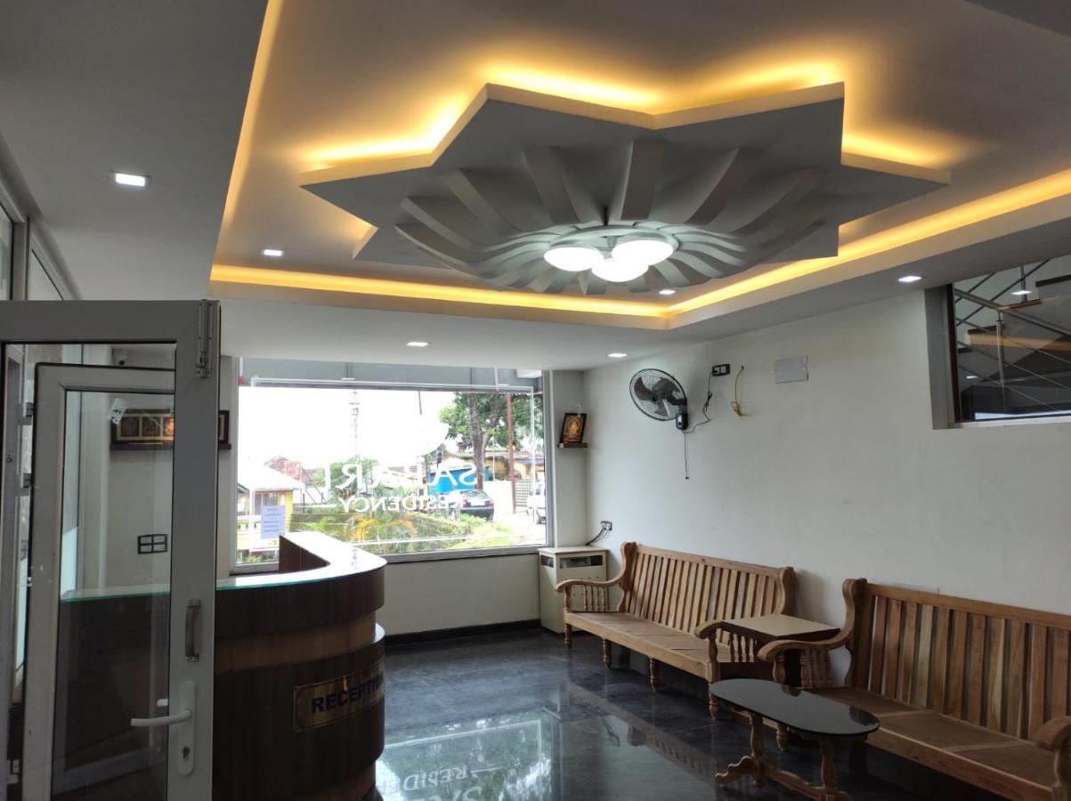 Sabari Residency Hotel Vālpārai Kültér fotó
